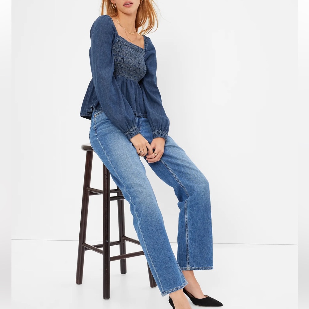 GAP Chambray Denim Smocked Peplum Top Statement Blouse Baby Doll Jean Puff Boho